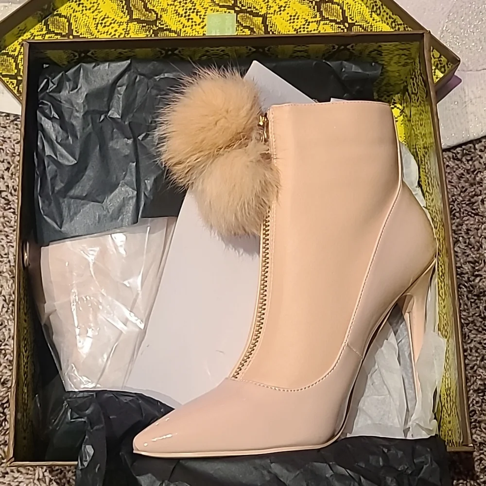 Pink Pom Pom Booties - Picture 2 of 6